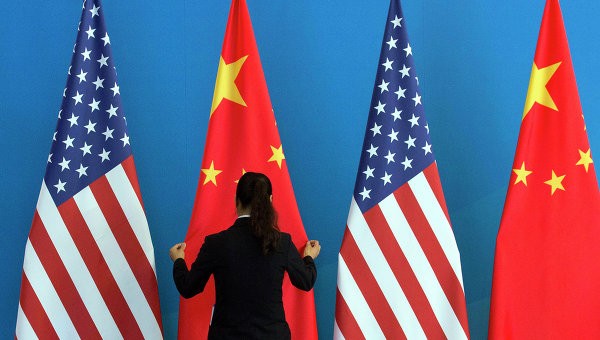 Союзники США начинают поклоняться не доллару, а юаню Союзники США начинают поклоняться не доллару, а юаню