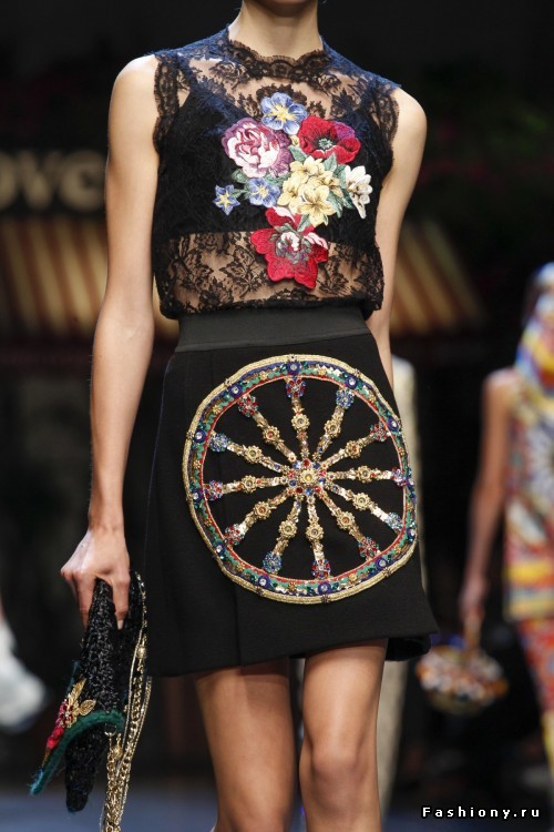 Dolce & Gabbana Весна-Лето 2016 - красота в деталях Dolce & Gabbana Весна-Лето 2016 - красота в деталях