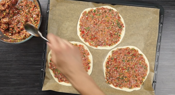 Вкуснейшая турецкая лепешка, которая вас покорит