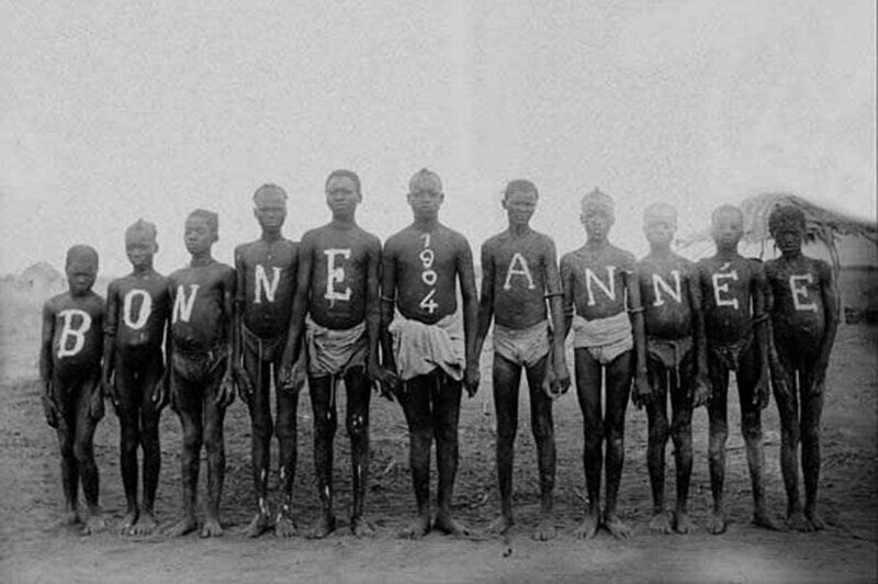 "Бельгийское Конго: "С новым 1904 годом!" Что вы знали о колониальных открытках
(33 фото)