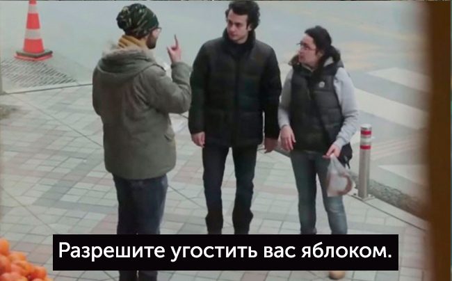 ДОБРЫЕ ИСТОРИИ: Люди тайно учили язык жестов, чтобы порадовать глухонемого соседа
