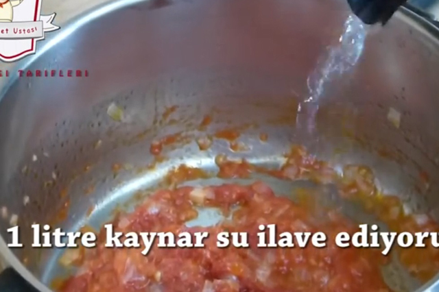 Суп с фрикадельками по-турецки (Sulu Köfte) Суп с фрикадельками по-турецки (Sulu Köfte)