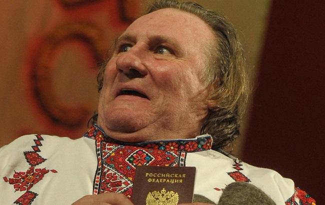 Жерар Депардье сравнил Россию с жизнью в сарае Жерар Депардье сравнил Россию с жизнью в сарае
