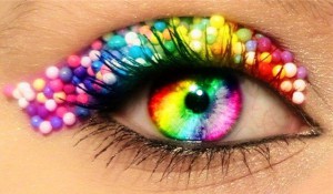 http://sekret-krasotki.ru/wp-content/uploads/2013/04/%D1%82%D0%B5%D0%BD%D0%B8-%D0%BF%D0%BE%D0%B4-%D1%86%D0%B2%D0%B5%D1%82-%D0%B3%D0%BB%D0%B0%D0%B7-300x175.jpg