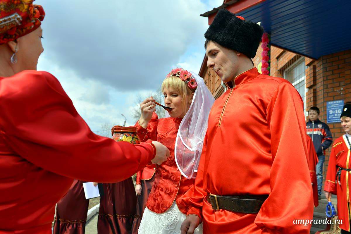 Свадьба в казачьем стиле в селе Тамбовка Амурской области (23)