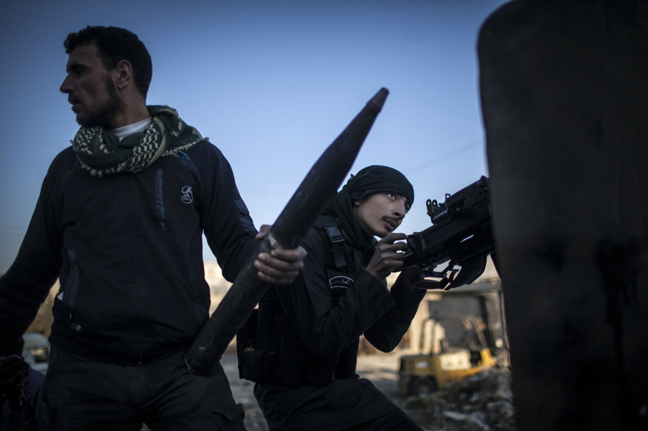 Боевиков в Сирии накрыли самым мощным оружием