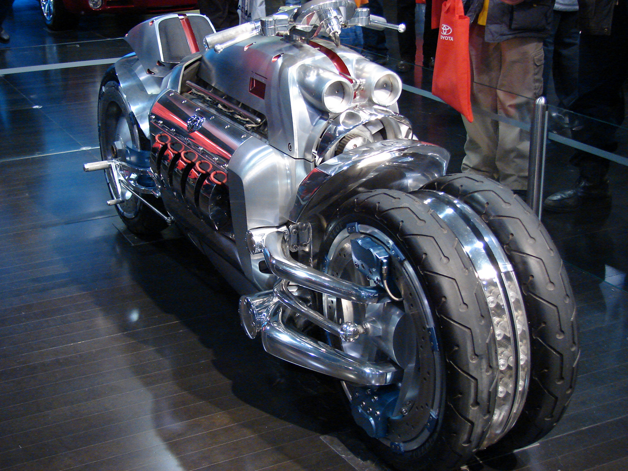 Крутящий момент фильм dodge Tomahawk