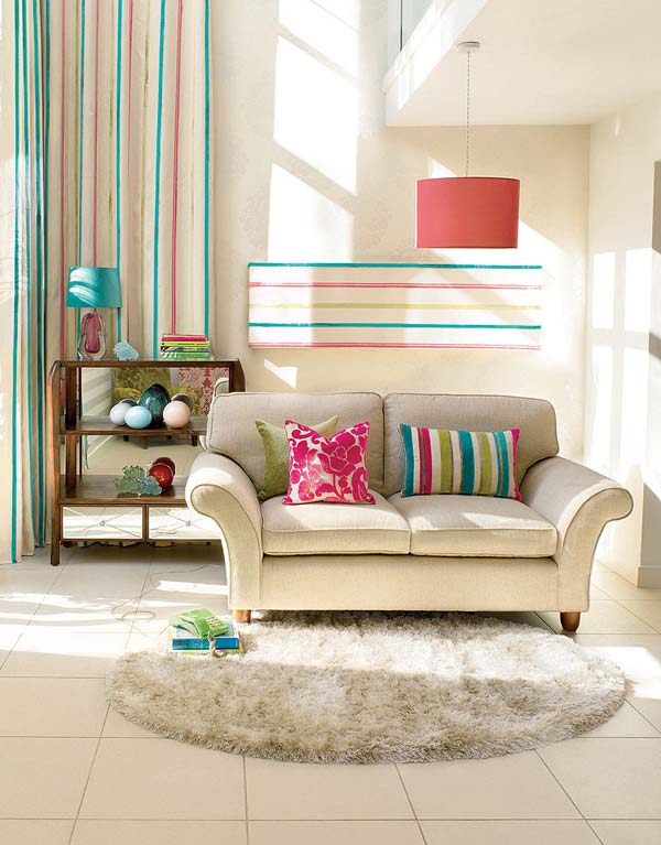   .      Laura Ashley