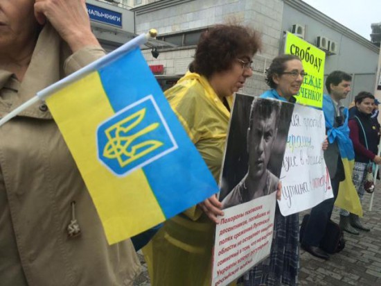 В Москве прошел многомиллионный митинг против поддержки Новороссии