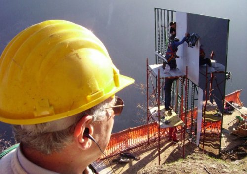 В норвежском городе Рьюкан появилась альтернатива Солнцу (9 фото)