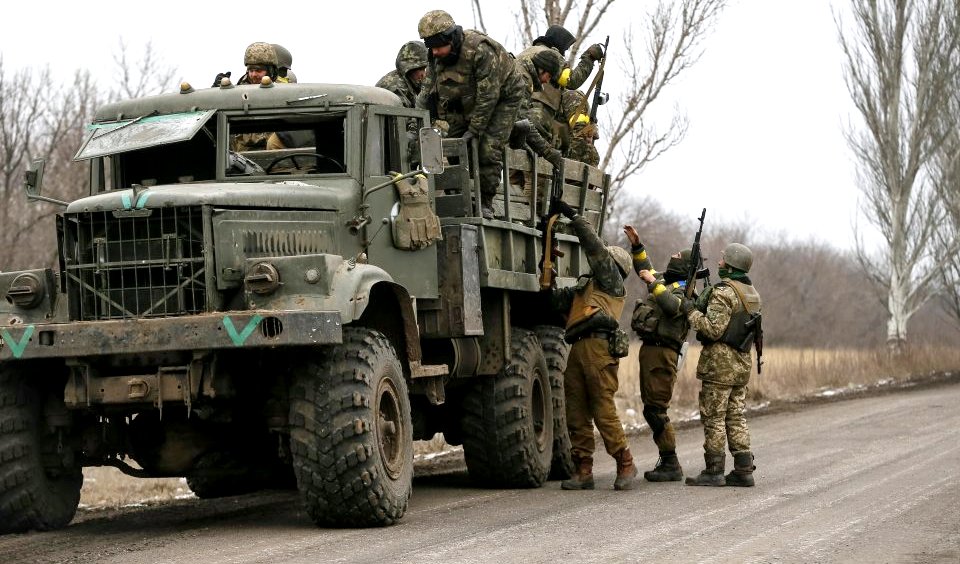Обстановка в Донбассе выходит из-под контроля