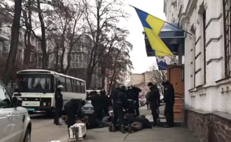 Шеслер: страна, в которой правоохранителей заставляют извиняться перед преступниками, не имеет будущего Шеслер: страна, в которой правоохранителей заставляют извиняться перед преступниками, не имеет будущего