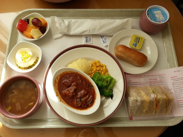 Больничная еда, Чем кормят пациентов в больницах стран мира