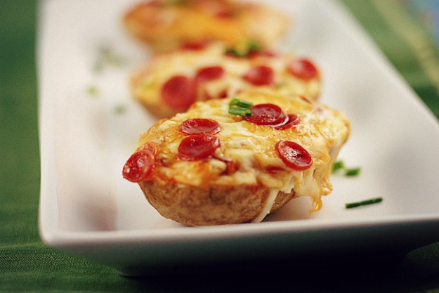 Пицца, запечённая в картофеле Пицца, запечённая в картофеле