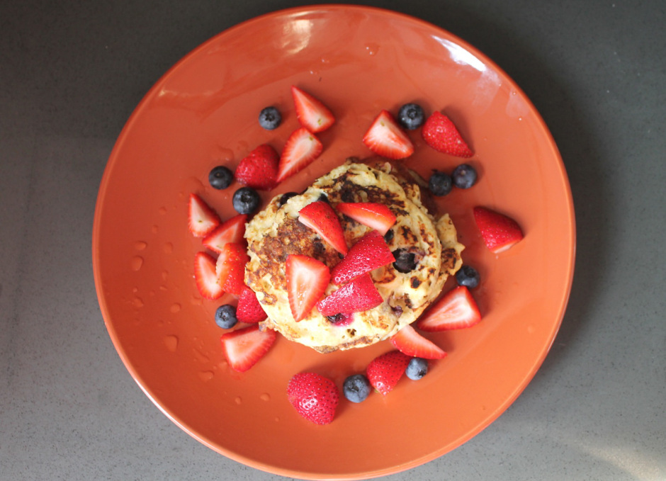 Gluten, Dairy and Sugar Free Blueberry Pancakes 5