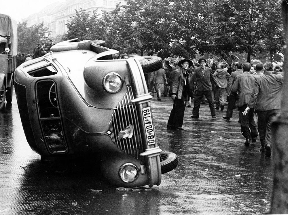 Как немцы в 1953-ем хотели "русского Ивана" домой прогнать Как немцы в 1953-ем хотели "русского Ивана" домой прогнать