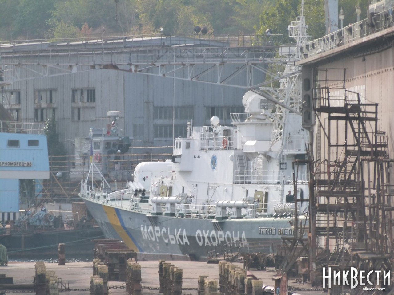 В Николаеве не смогли развести Ингульский мост