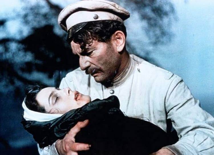 Безмерно талантливая и одинокая: 89-летняя Элина Быстрицкая рассказала о своей жизни Безмерно талантливая и одинокая: 89-летняя Элина Быстрицкая рассказала о своей жизни