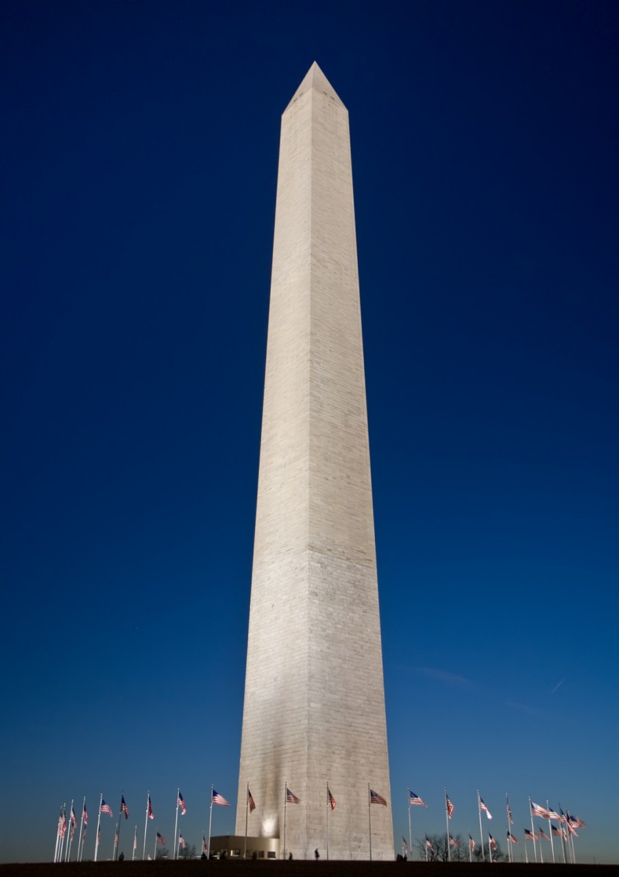 Монумент Вашингтона высотой 169,3 метров. (Diliff)