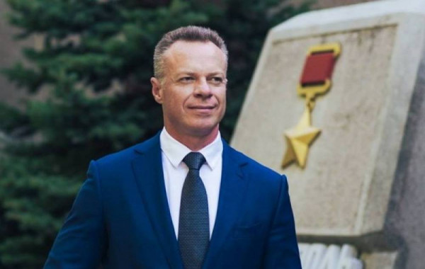 Как Роман Кияшко в губернаторы ходил