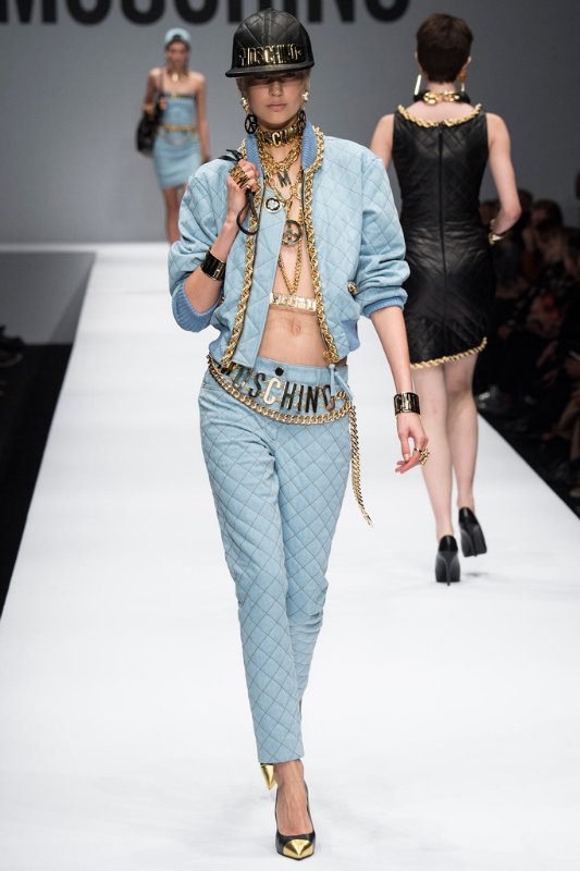 Неделя моды в Нью Йорке: Moschino осень-зима 2014/2015 Неделя моды в Нью Йорке: Moschino осень-зима 2014/2015
