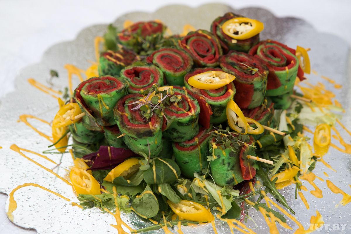 Булочка со вкусом рассольника. Как горожане дегустировали белорусские блюда на Масленице Булочка со вкусом рассольника. Как горожане дегустировали белорусские блюда на Масленице