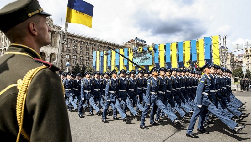 Каратели ВСУ перейдут на приветствие «Слава Украине!» с 24 августа Каратели ВСУ перейдут на приветствие «Слава Украине!» с 24 августа