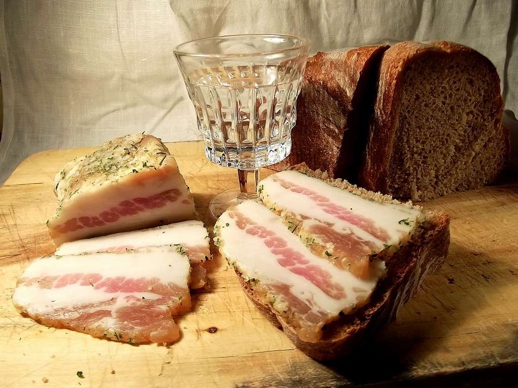 11 способов засолки сала