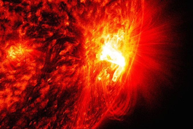 Появление загадочных объектов у Солнца участилось Появление загадочных объектов у Солнца участилось