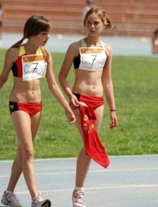  17. Что такое - белое на трех ногах? показалось, фото, юмор