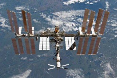 Глава NASA возмущён тем, что астронавты вынуждены летать к МКС на кораблях РФ