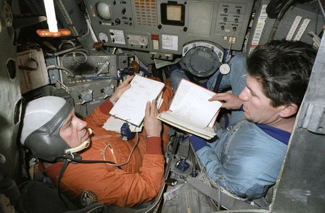 Про космическую ручку и карандаш Ручка, космос, сделано в СССР, сша, NASA, длиннопост, технологии, космонавт