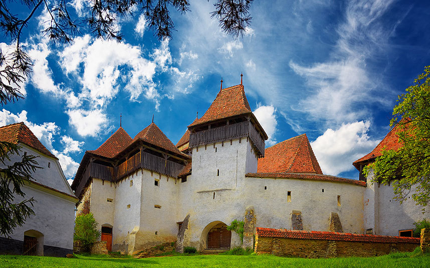 Церковь-крепость Вискри, Румыния