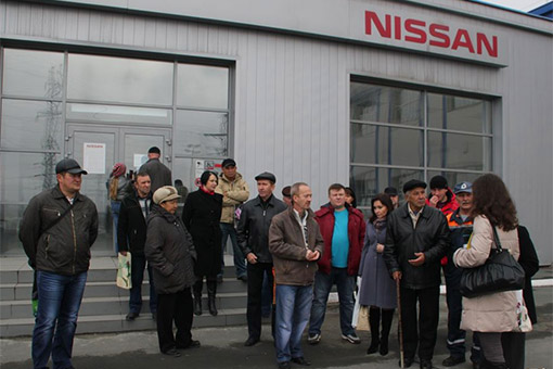 http://img.gazeta.ru/files3/757/5758757/nissan-pic510-510x340-90048.jpg