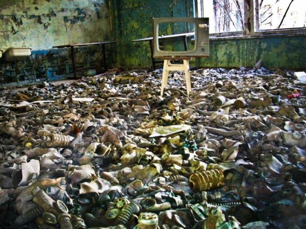 Чернобыль в фотографиях: как сейчас выглядит Припять? Чернобыль в фотографиях: как сейчас выглядит Припять?