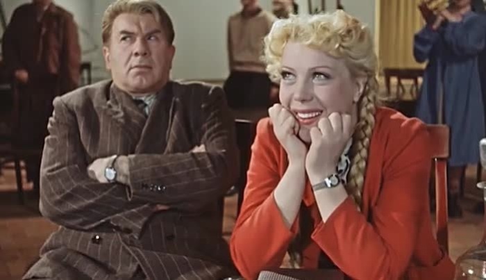 ТамаÑа ÐоÑова в Ñоли ÑекÑеÑаÑÑи ТоÑи в «ÐаÑнавалÑной ноÑи» (1956). | ФоÑо: pimg.mycdn.me.