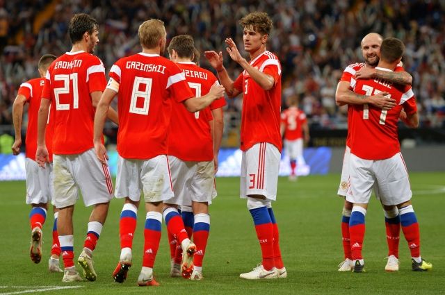 Сборная России по футболу поднялась до 46-го места в рейтинге ФИФА