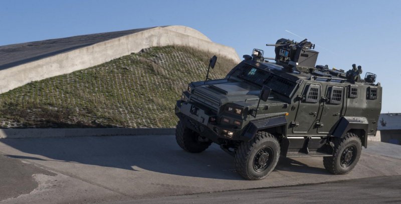 Турецкий бронированный автомобиль Ejder Yalçin