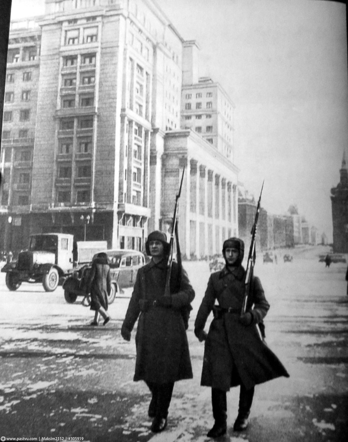 Чем и как жила Москва 1942 года Чем и как жила Москва 1942 года