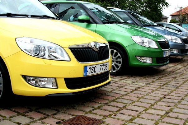 Самые привлекательные для птиц цвета автомобилей Самые привлекательные для птиц цвета автомобилей