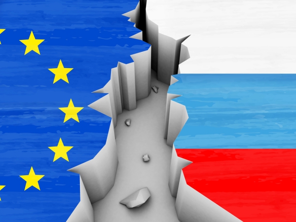 Италия настояла, чтобы ЕС не одобрял "автоматическое" продление санкций против РФ