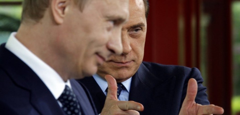 Третьим не позвали: Порошенко намерен засудить Путина и Берлускони за распитие коллекционного вина