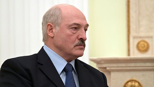 Президент Белоруссии Александр Лукашенко во время встречи с президентом РФ Владимиром Путиным Президент Белоруссии Александр Лукашенко во время встречи с президентом РФ Владимиром Путиным