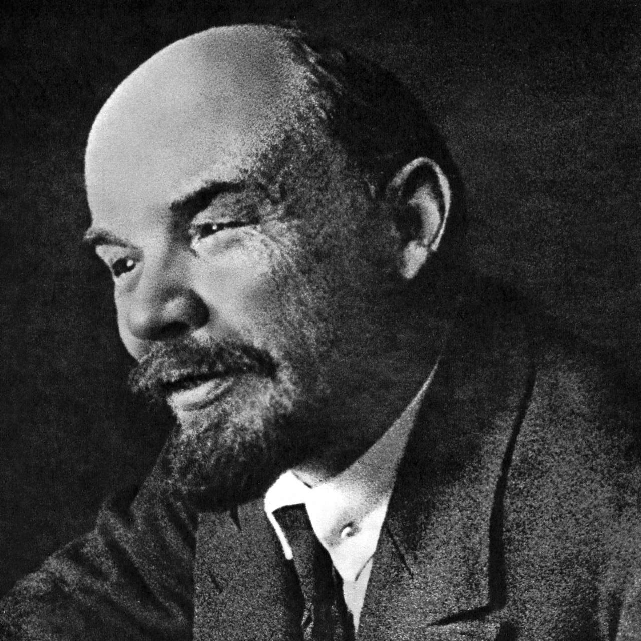 Мифы про Ленина, в которые вы продолжаете верить Мифы про Ленина, в которые вы продолжаете верить