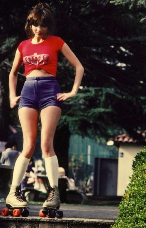 Девушка на роликах, 1980 год история, подборка, фото