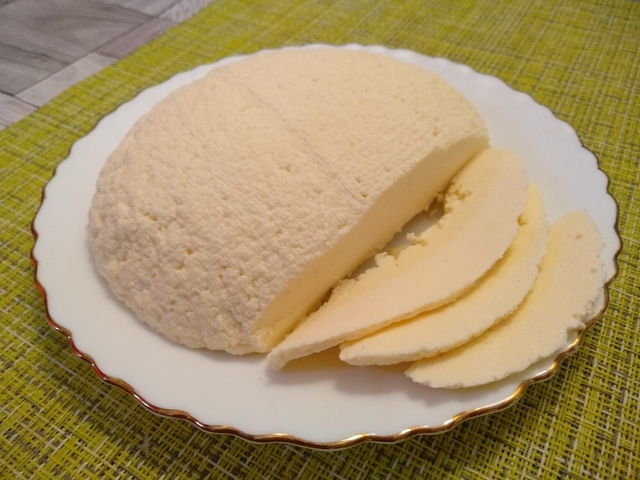 Фото к рецепту: Домашний сыр