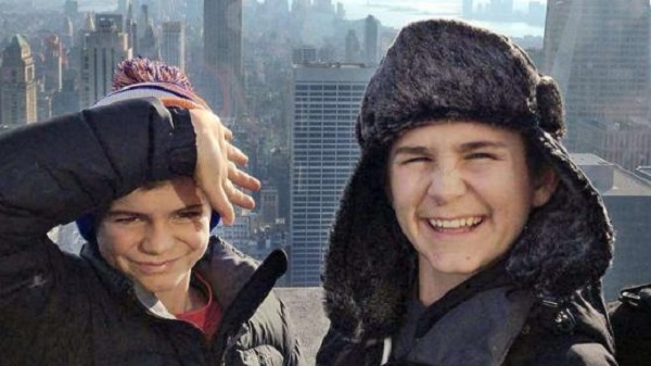 «Мама, покажи мне мир, пока я не ослеп». История этого мальчика пронизывает насквозь... «Мама, покажи мне мир, пока я не ослеп». История этого мальчика пронизывает насквозь...