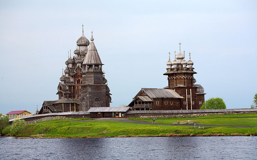 Церковь Преображения на острове Кижи, Россия