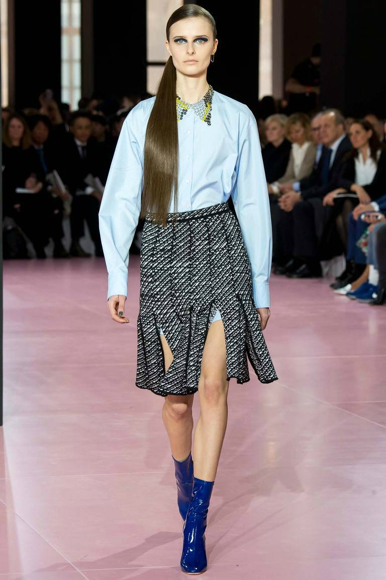CHRISTIAN DIOR ОСЕНЬ-ЗИМА 2015/2016 CHRISTIAN DIOR ОСЕНЬ-ЗИМА 2015/2016