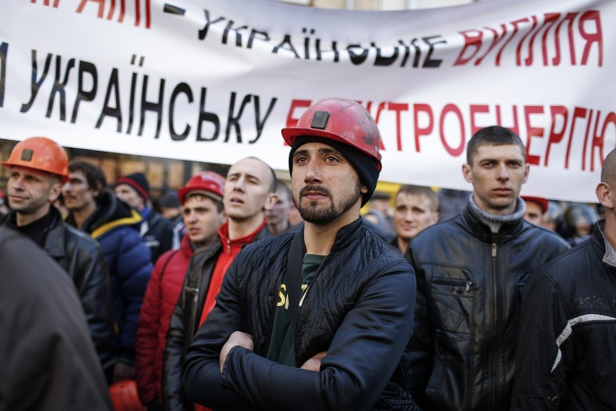 Новости Украины сегодня: заочный провал саммита с ЕС, смертельный марафон в Киеве, хроника шахтерского бунта – первые задержания Новости Украины сегодня: заочный провал саммита с ЕС, смертельный марафон в Киеве, хроника шахтерского бунта – первые задержания
